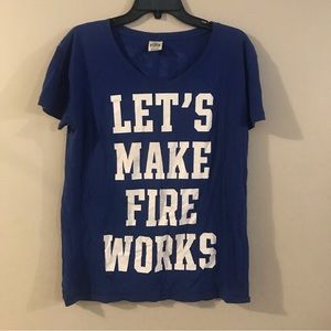 Victoria secret pink firework tee shirt xsmall